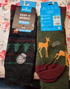 2 paria merinovillasukkia