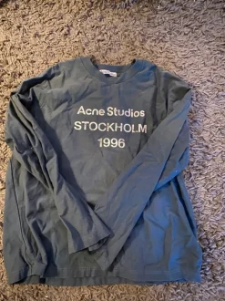 Acnestudios Pitkähihainen