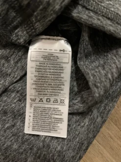 Adidaksen treenipaita harmaa