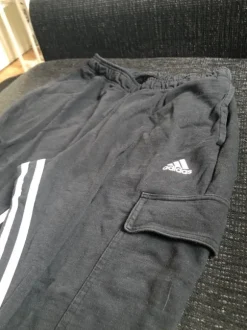Adidas housut