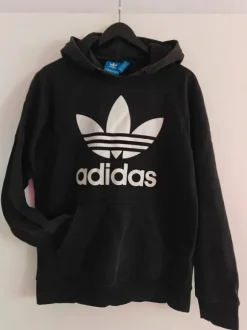 Adidas huppari