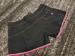 Adidas naisten Boardshorts