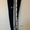 Adidas nappiverkkarit