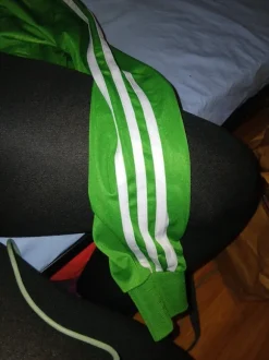 Adidas verkkapaita, aito