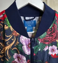 Adidas x Rita Ora takki