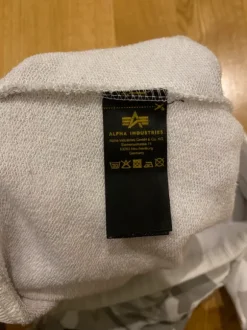 Alpha industries verkkarit