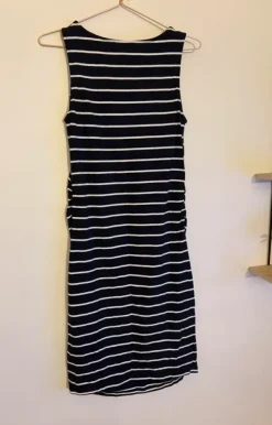 Anna Field äitiysmekko x 2