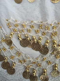 arabialainen tanssiasu