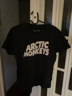 Arctic monkeys bändipaita