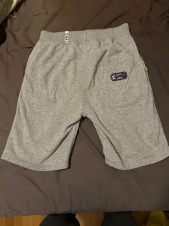 Asics collegeshortsit