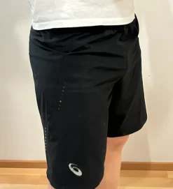 Asics urheilushortsit