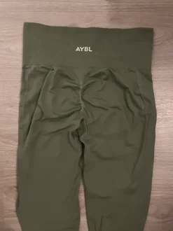 Aybl leggingsit