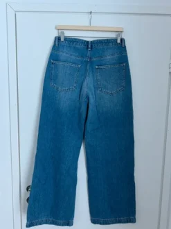B. Copenhagen jeans