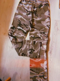 Baggy camo cargopants