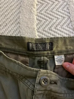 Baggy cargo housut