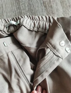 Beiget rennot housut