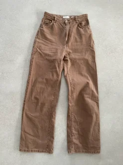 Bershka bruna jeans strl 38