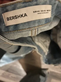 Bershka Straightleg/baggy jeans