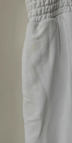 Bershka valkoiset kollarit