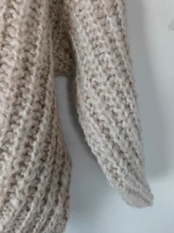 Bik Bok paksu villasekoite neule