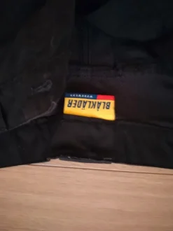 Blå kläder shortsit