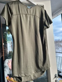 Blacc äitiystreenipaita