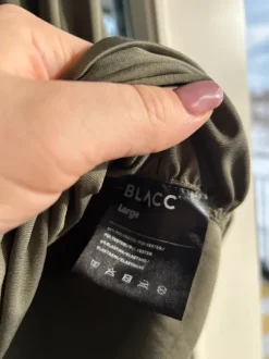 Blacc äitiystreenipaita