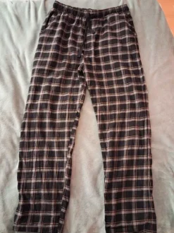 Black flannel pants/pyjamas