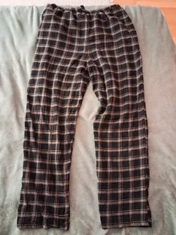 Black flannel pants/pyjamas