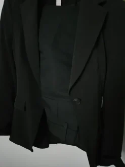 Bleiseri + puvunhousut