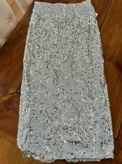 Bubbleroom paljettihame M | Vinted