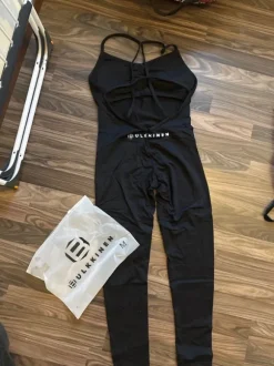 Bulkkinen treenihaalari