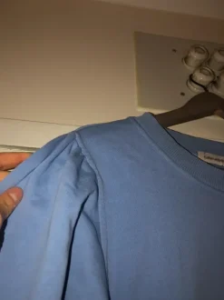 Carin Wester -oloasu (s-koko)