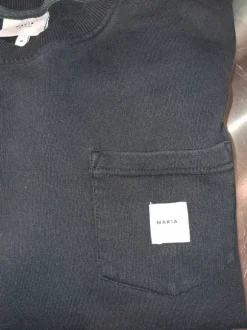 College paita / MAKIA