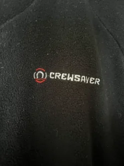 Crowsaver täysipitkä tummansininen fleecepuku.