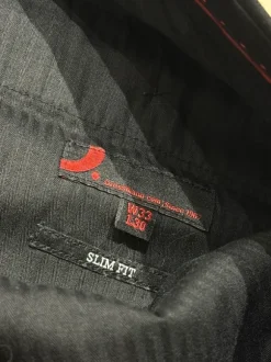 Dressmann puvunhousut