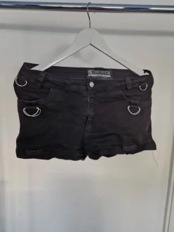 EMP Chemical niittishortsit