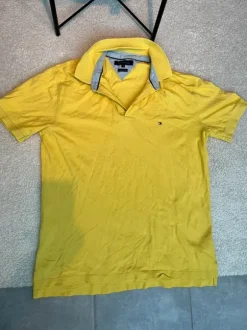 Erilaisia merkkipaitoja