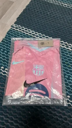 Fc barcelona jersey pink
