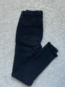 Gina tricot, perfect jeans