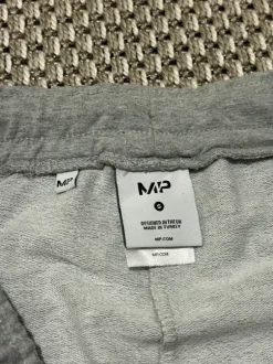 Harmaat college housut