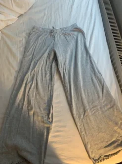 Harmaat yö housut harmaat