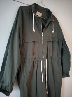 Heldragt fra Ésme studios.