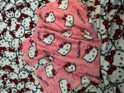 Hello kitty pyjama housut