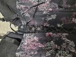 Hieno aluspaita/korsetti