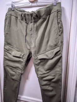 H&M • Khaki Jogger Pants | Tapered - M