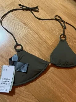 H&M bikini top