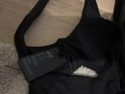 H&M bikinin yläosa