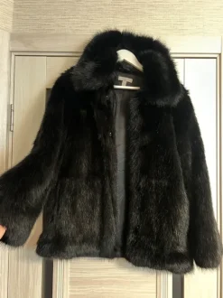 Hm fur coat