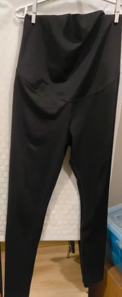 H&M mama urheiluhousut